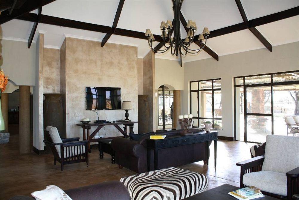 Otjiwa Safari Lodge Otjiwarongo Exterior photo