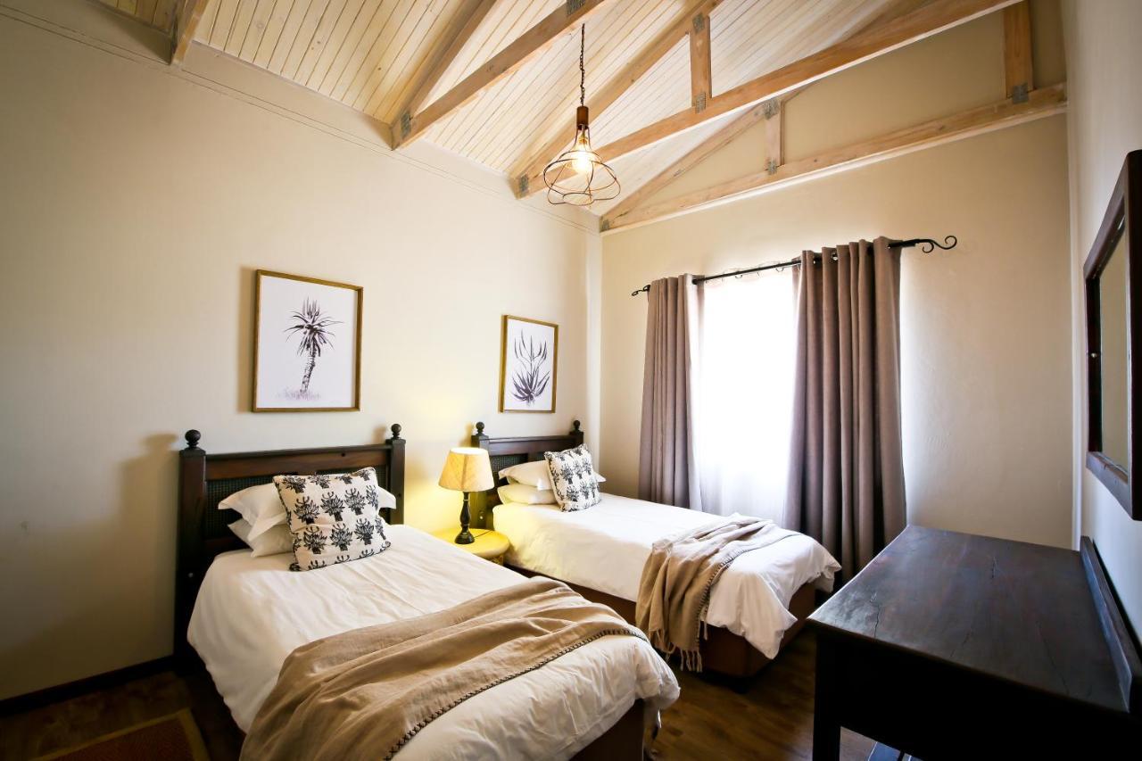 Otjiwa Safari Lodge Otjiwarongo Exterior photo