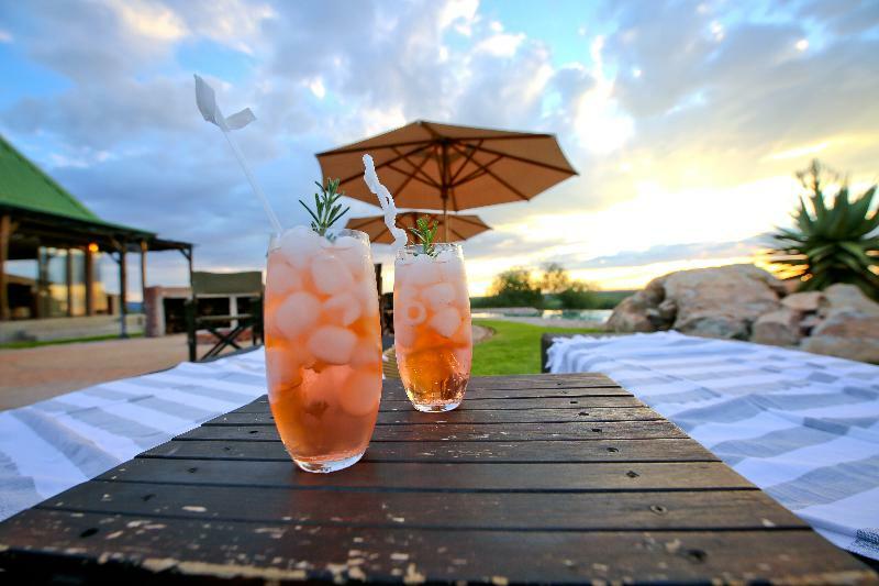Otjiwa Safari Lodge Otjiwarongo Exterior photo
